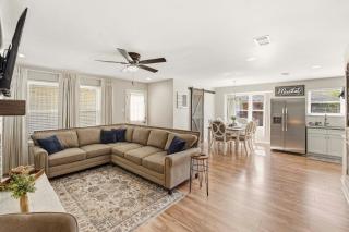 Springs Stay Hideaway Cozy 3BR Home in Denham - 5