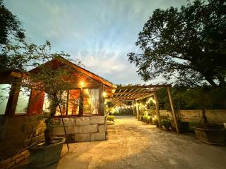 Luxury Private Wood & Stone Bungalow Phu Quoc - 3