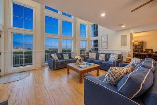 Oceanfront Estate 14BR No Resort Fee Sleeps 32 - 1