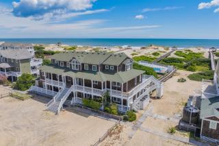 Oceanfront Estate 14BR No Resort Fee Sleeps 32 - 4