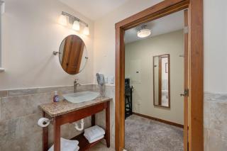Lux Stay USA Brigham Studio AS222 Ski-InSki-Out - 1