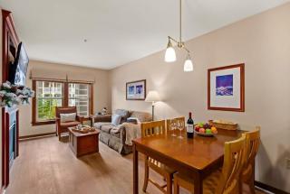 Lux Stay USA Pool view Serenity Ski inout Hot Tub AS 339 - 4