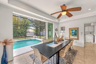 The Siesta Shortcut | Spacious Pool Home Minutes to Siesta Key Beach - 8