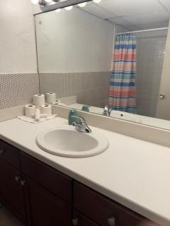 Studio in Hallandale 2270 - 3