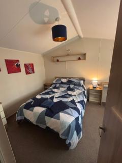 New on park, x2 bed holiday van - 2