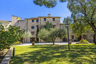 Catalunya Casas Timeless Elegance near Barcelona, 14 min to beach - 9