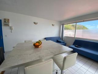 Vue Mer Exceptionnelle - T2 Lumineux, Plein Bourg - 3