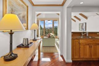 Stunning Suncadia 2BR Penthouse with Hot Tub Views - 4