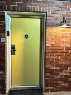 Funky Eureka Studio Walk to Downtown Trolley - 3