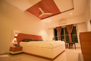 Hotel Blue Lotus Residences - 5