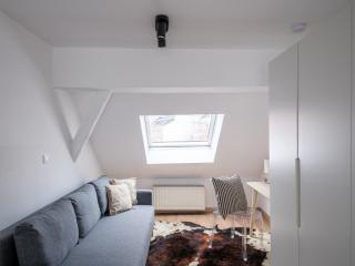 Suzan's Guesthouse - 9