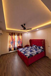 Luxury 5BHK Farmstay Perfect for Groups - 1