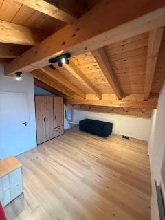 Burgener Sport Dachwohnung - 7