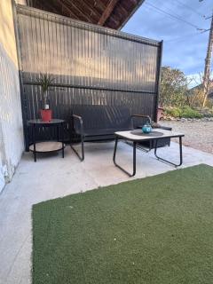 Studio Bleu tout équipé au calme proche des commerces - Briord - 6