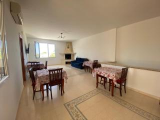 Villa Caputo con posto auto e giardino immenso - 8