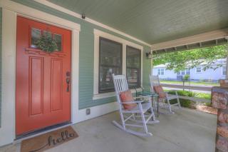 Charming Cottage-3 Mins to Downtown-Pet Friendly! - 9