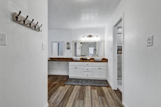 Bayer Guest Haus-Hot Tub and Fire Pit - 3