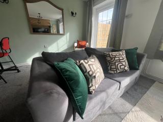 Maidstone Tranquil Retreat Luxury 3 Bed Home - 5