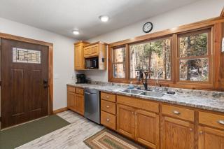 Grizzly Bear Creek Cabin - 1