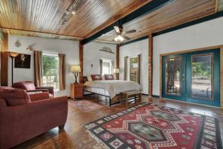 Sonora Casita Hot-Tub Four Minutes to Marktplatz! - 2