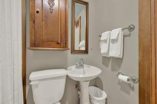 Gillespie House-2 Suites-Walk to Main St! - 7