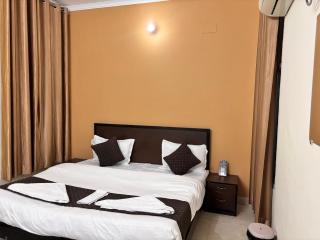 The Shivaay Near AIIMS Rishikesh by Lovely Hospitality - 4