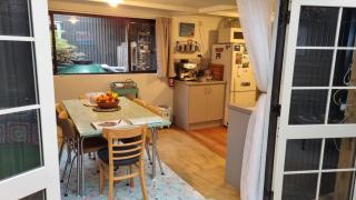 Raglan West Retro Beach Vibe Accommodation - 3