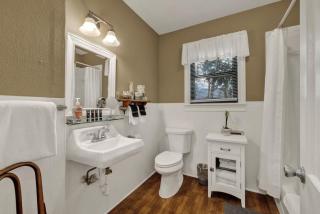 Leicht Haus Hot-Tub & Fire Pit, 5 blks to Marktplatz! - 6