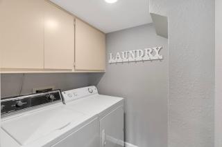 Lakeside condo Retreat in Horseshoe Bay - 9