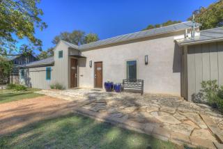 Guest Quarters - 2 Blocks to Main Street! - 3