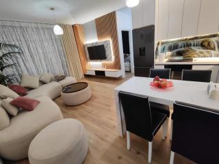 Komsi Group Apartments Tirana - 8