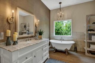 Luxury Ranch w/Pool-Hot tub-Near Fred! - 5
