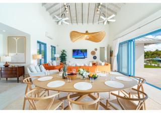 Wakesurf Villa Waterfront Retreat with Dock Kayaks and Pool - 1