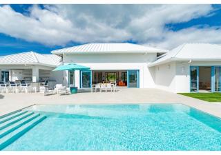 Wakesurf Villa Waterfront Retreat with Dock Kayaks and Pool - 1