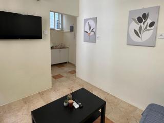 Heart of Athens thiseio (2) - 2