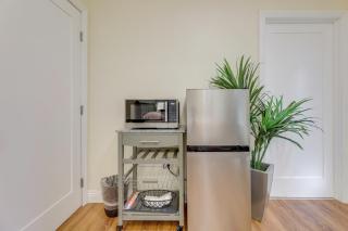 South Bay Sweet Spot By SoFi! Extended-Stay Studio - 5