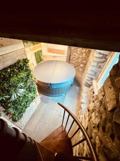 The Old Paper-shop, WiFi, Sleeps 4 & Pet Friendly - 0