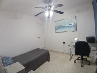 3 rooms close to the Tec de Mty and Fundidora park - 4