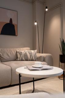 Red Diamond Elite -Spacious Ultra Central Apt - 3