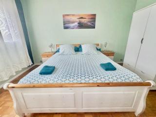 OPEN 24 7 Apartment parking 15' PARIS 3' ATHLETICA - 9