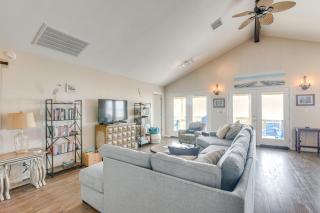 Serenity By the Sea Beach Retreat in Galveston - 9