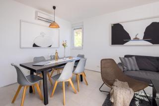 Villa Jolara With Heated Pool - Deluxe Apartment 15 - 4