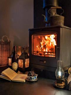 Gablebach Cottage With outdoor tub & log burner - 7