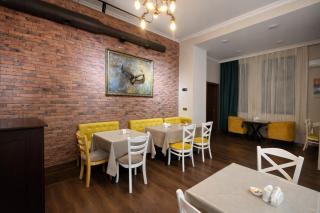 Grand Boutique Hotel - 8