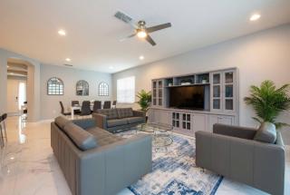 Cozy 4BR Villa w Private Pool Spa Near Disney - 6