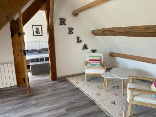 Comfort and Quiet Getaway by the Eure - 0