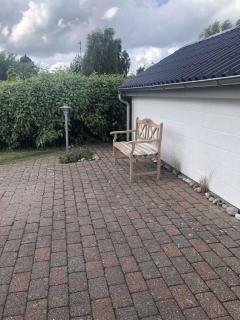 Cosy Holiday Home For 6 Near Beachsea - 9