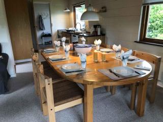 Cosy Holiday Home For 6 Near Beachsea - 3