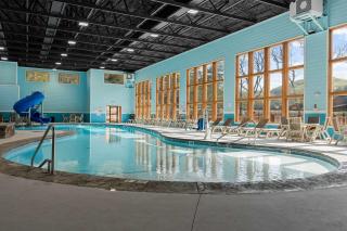 Timberline Hideaway with Hot Tub - 5