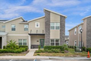 5 Bedrooms 4 Bathrooms Storey Lake 4198 Pd - 0